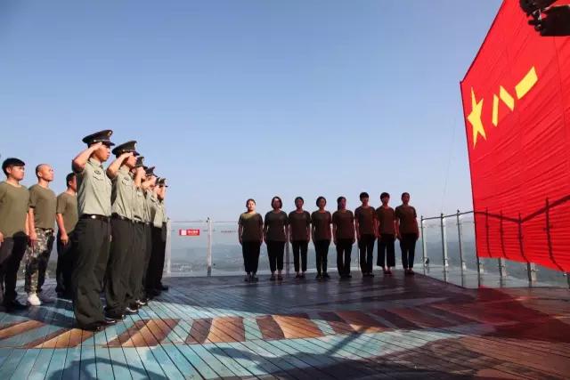 喜迎八一，向軍人致敬！馬仁奇峰面向全國(guó)軍人景區(qū)門票免費(fèi)！